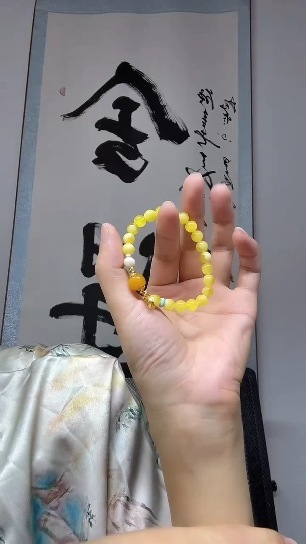 手串蜜蜡未镶嵌卡7+