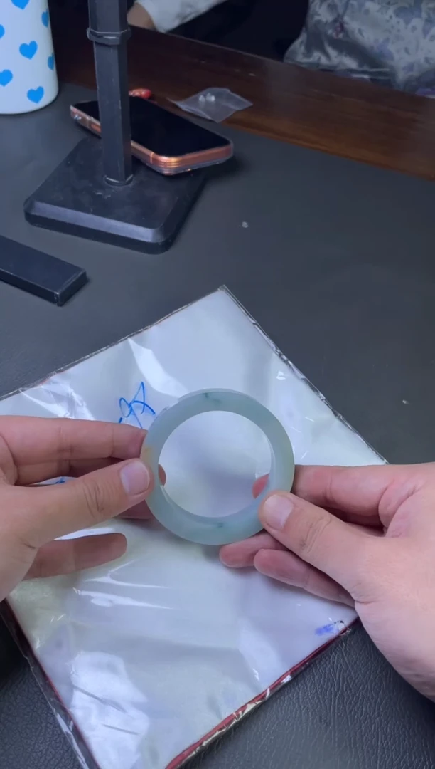 未镶嵌手镯定制翡翠是***✨定制手镯发一件