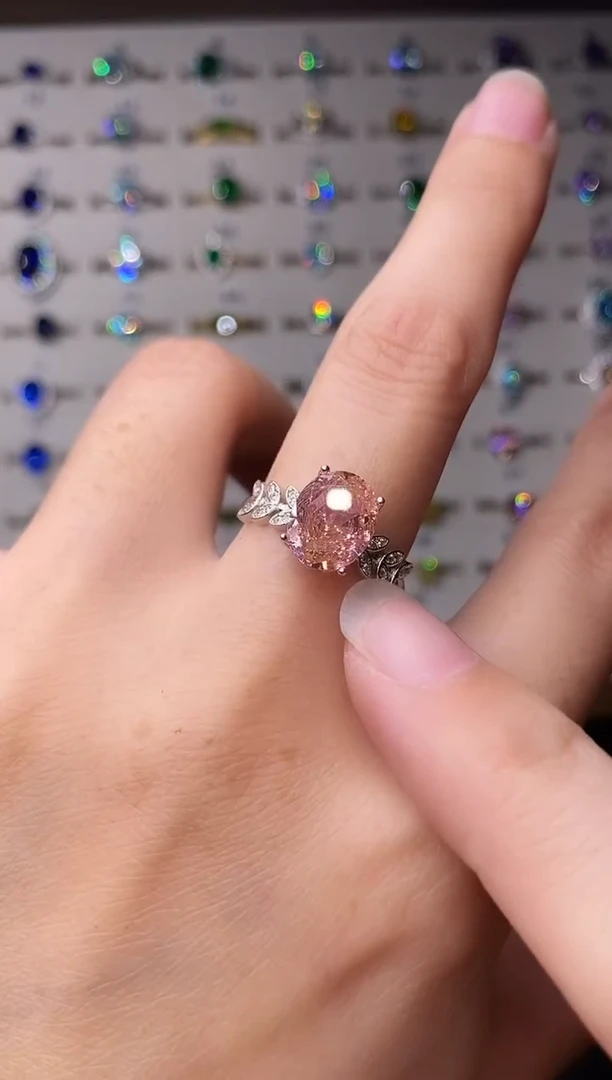 5克拉蓝宝石（处理）欧美风戒指