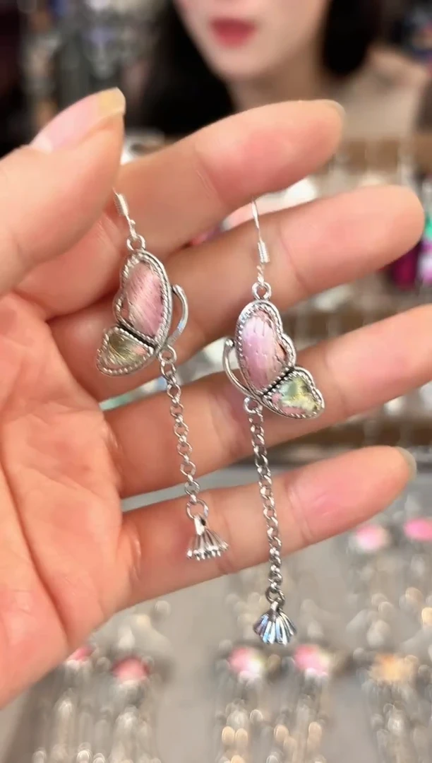 彩云南阁非遗老绣苗银饰品150