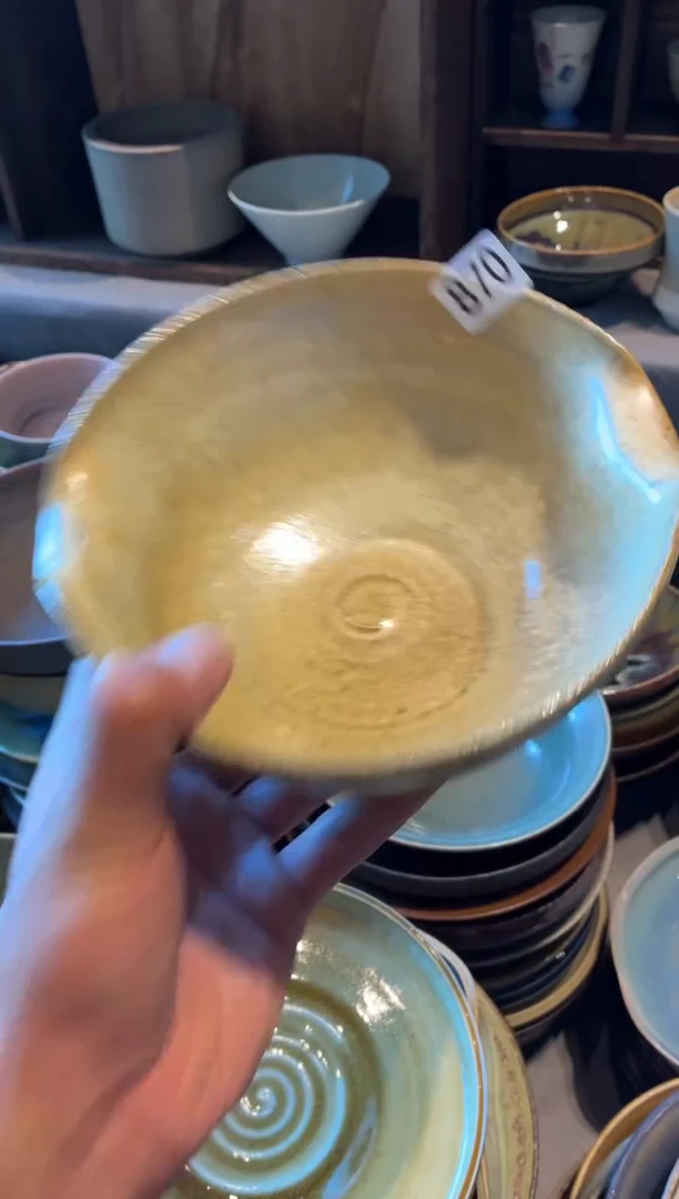 瓷片亦*点870 粗陶绿手工异形碗1个