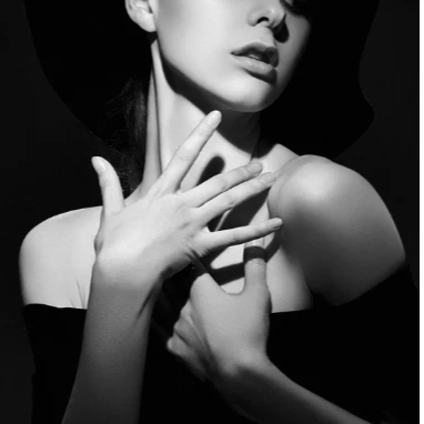 Hisyat  KAMPUT 套组精粹幻彩星辰眼影组合