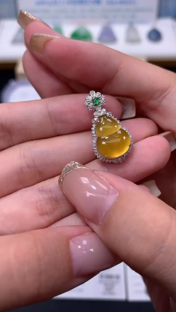 翡翠18K金镶嵌颈饰模式推广期48小时鉴赏期