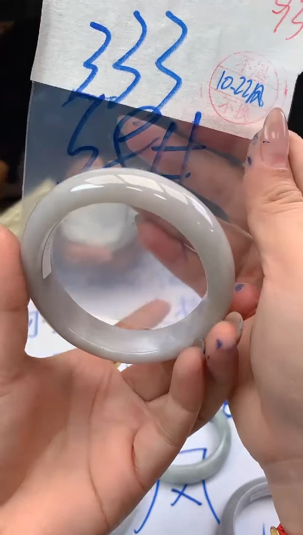 未镶嵌定制翡翠毛货需精细抛光+93手镯1件+333元