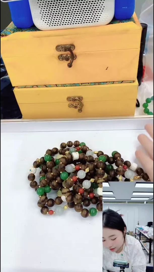 玛瑙/玉髓颈饰合金1353手串