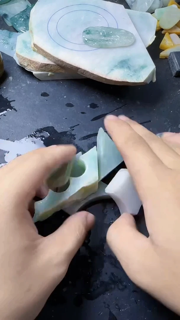 未镶嵌挂件翡翠122