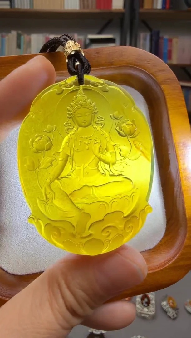 【闪购商品】琥珀颈饰未镶嵌绿度母吊坠