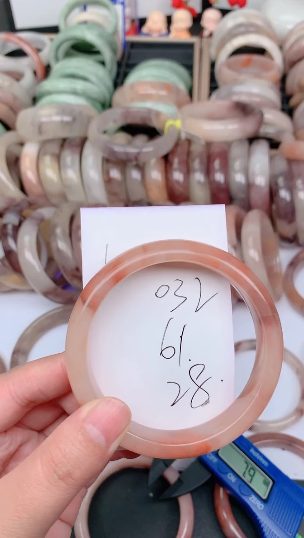 未镶嵌手镯石英质玉032