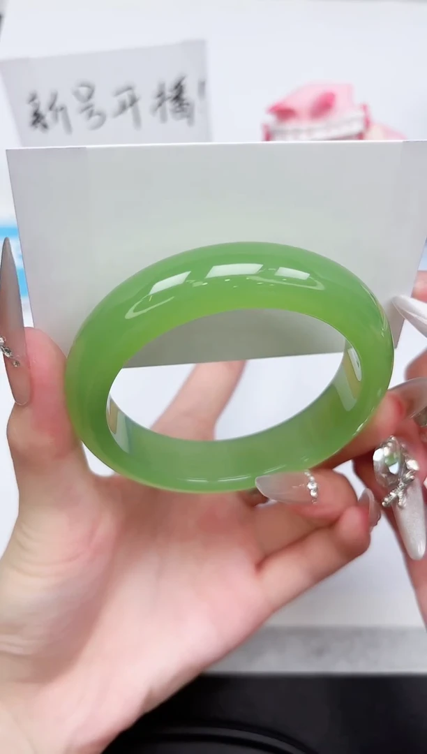 石英质玉手镯未镶嵌17-58.2