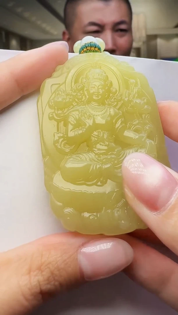 定制和田玉玉润名家天然和田玉（拍一发一）