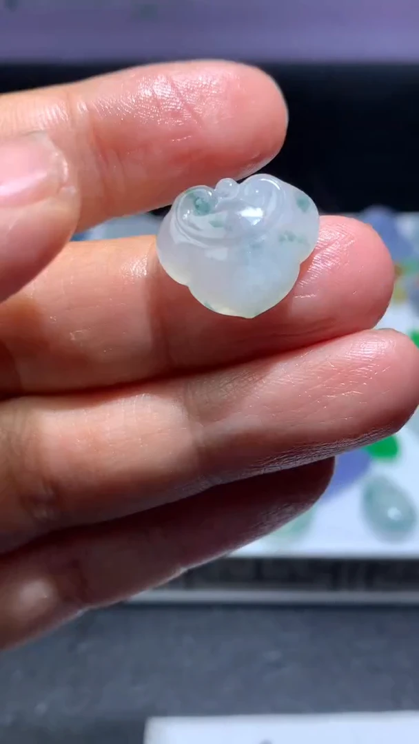 未镶嵌定制翡翠毛货