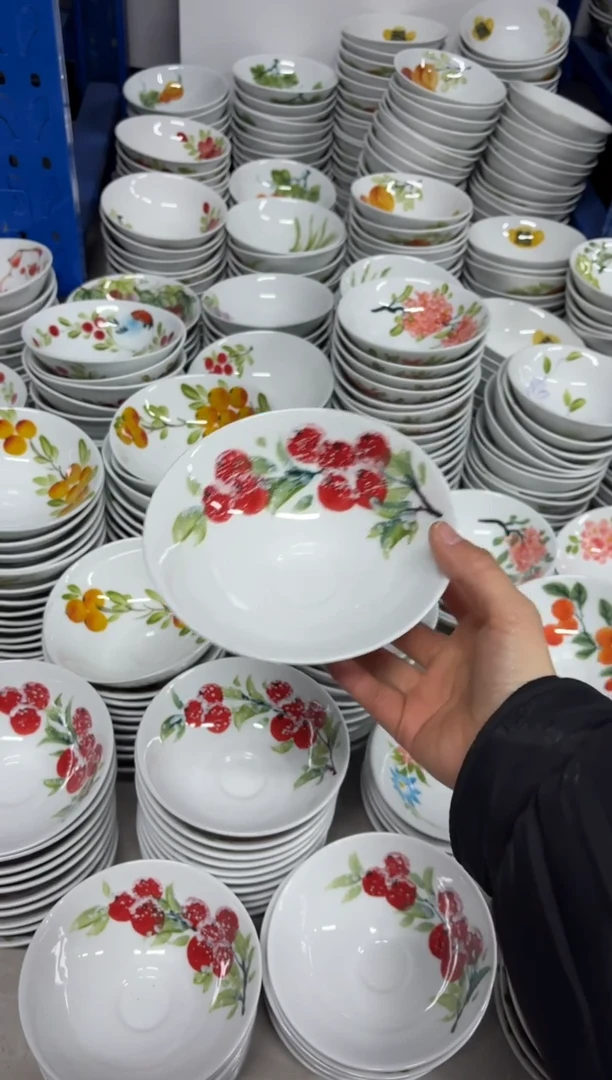 景德镇手绘釉中彩（食品级）小斗笠碗