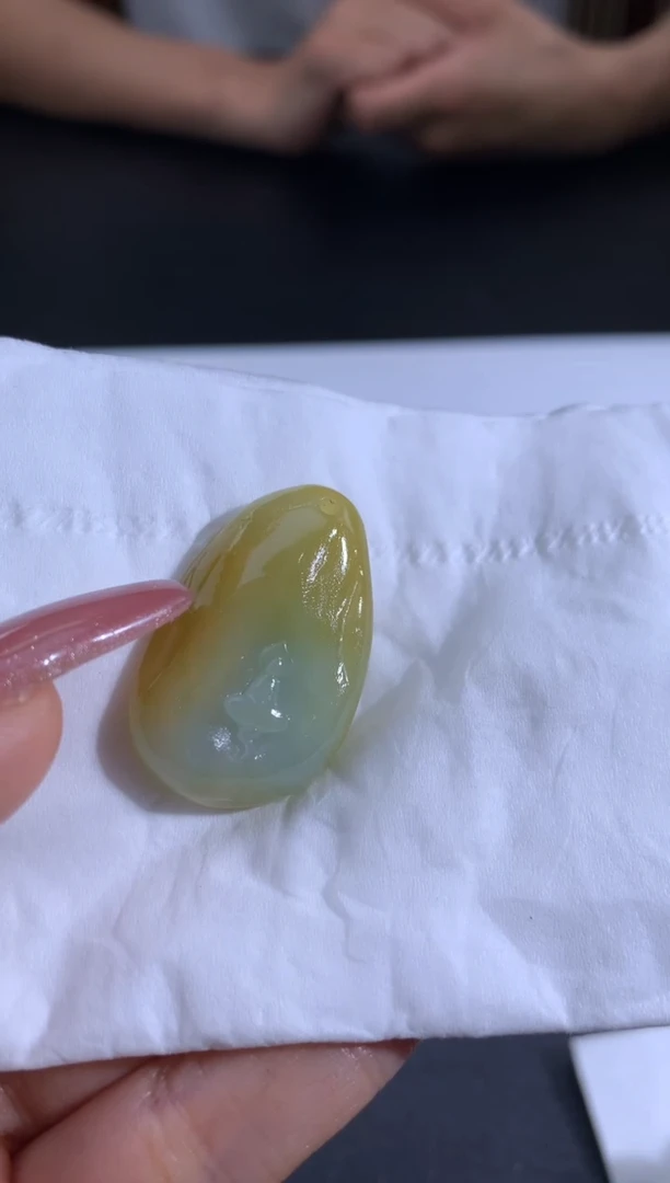 未镶嵌定制翡翠小*清翡翠