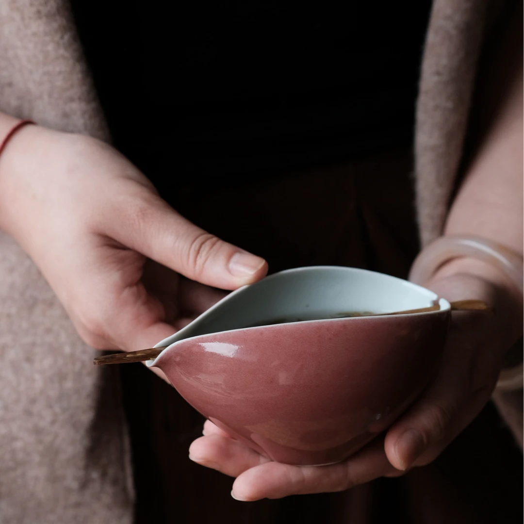 树见造物x半斋丨《半斋豇豆红夭桃碗泡 绿茶冲泡器》