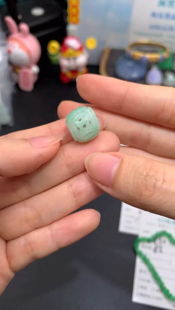 定制翡翠未镶嵌模式推广期48小时鉴赏期