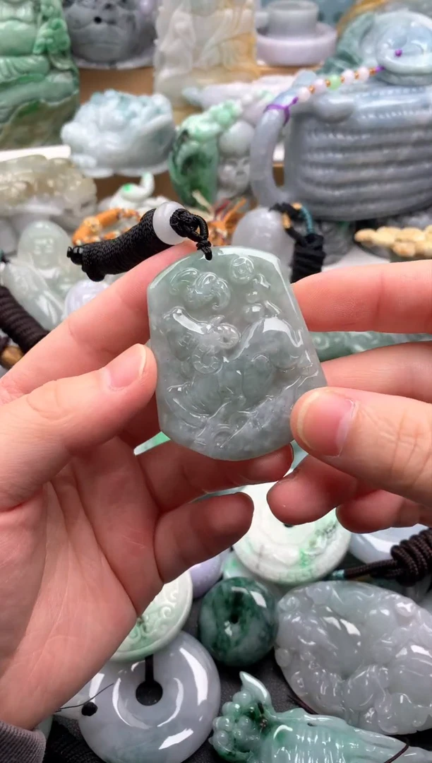 吊坠(不含链)未镶嵌翡翠1