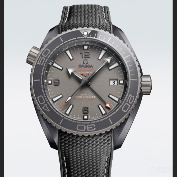 99新 Omega/欧米茄 海马/215.92.46.22.99.002/单表/45.5mm