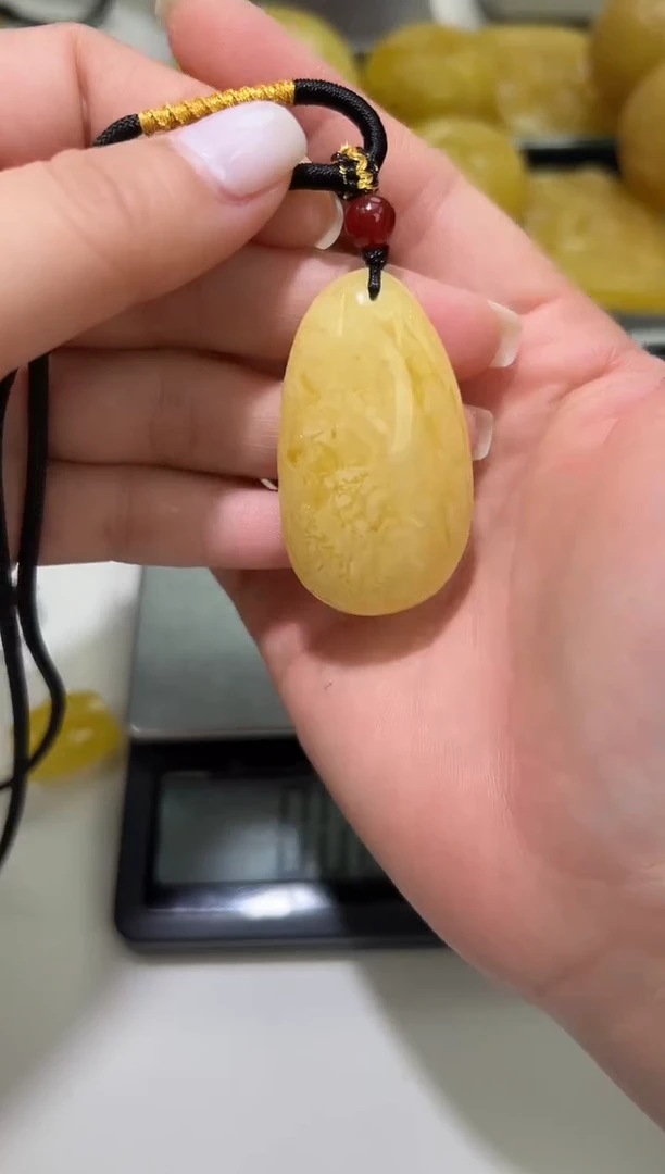 裸石琥珀未镶嵌琥珀蜜蜡吊坠