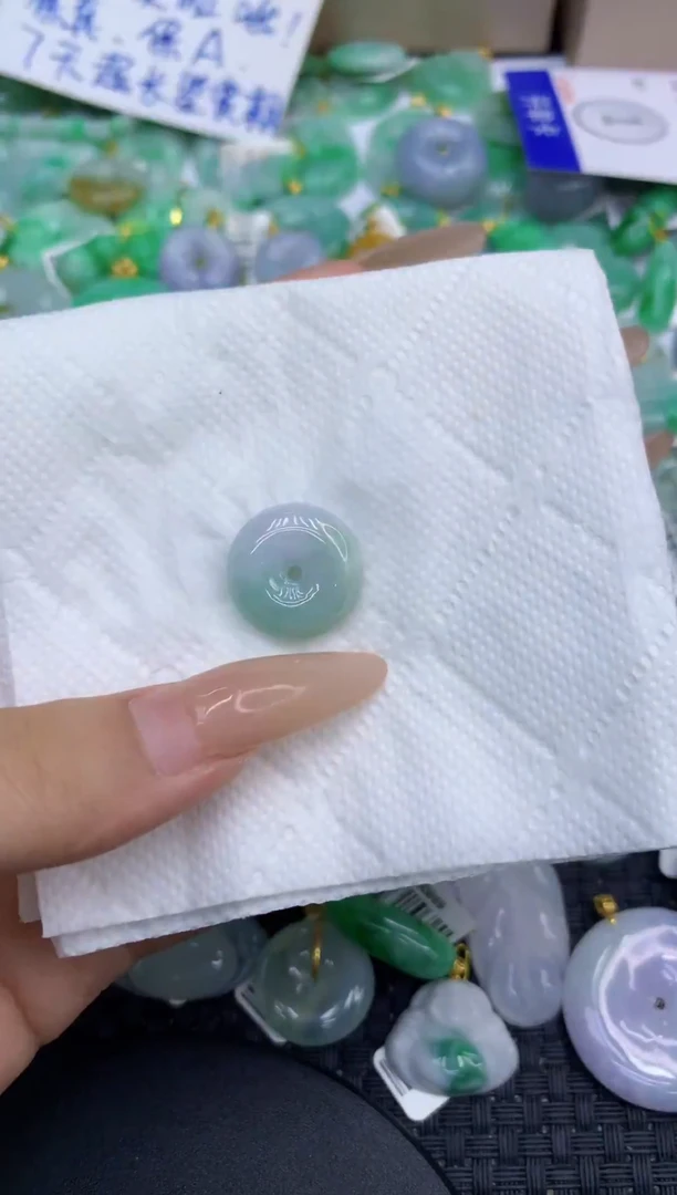 颈饰未镶嵌翡翠天然缅甸A货翡翠