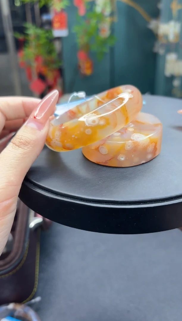 【闪购商品】石英质玉手镯未镶嵌782（57圈赠送镯心）