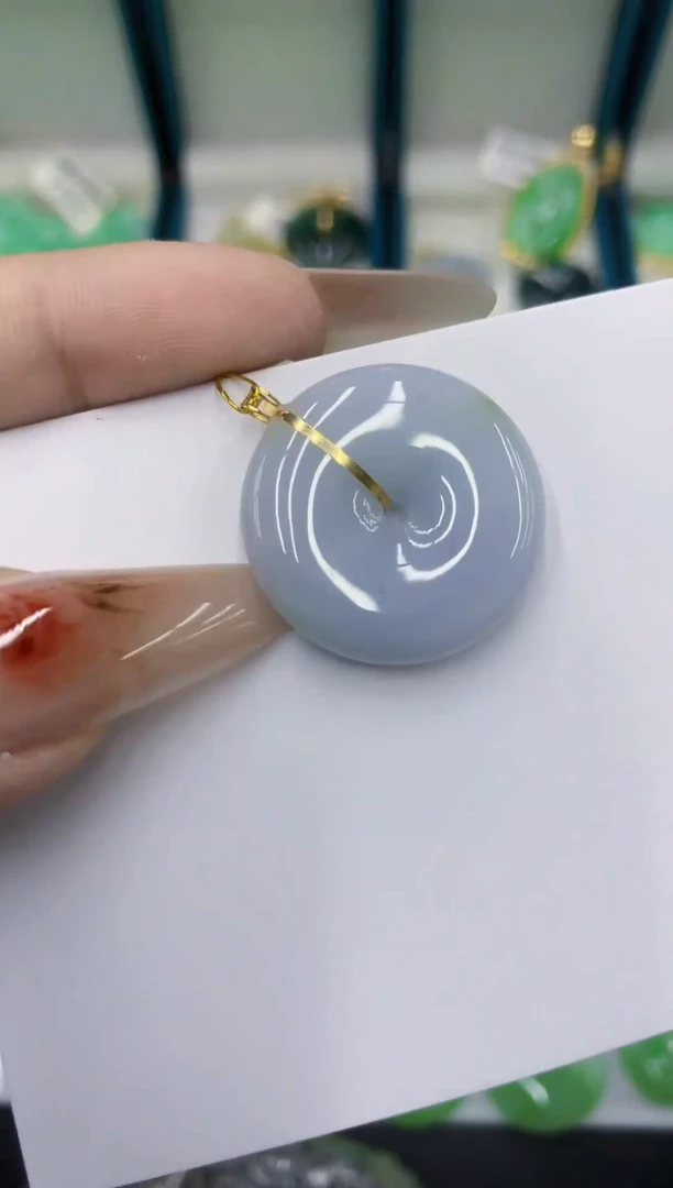 颈饰18K金镶嵌翡翠111111