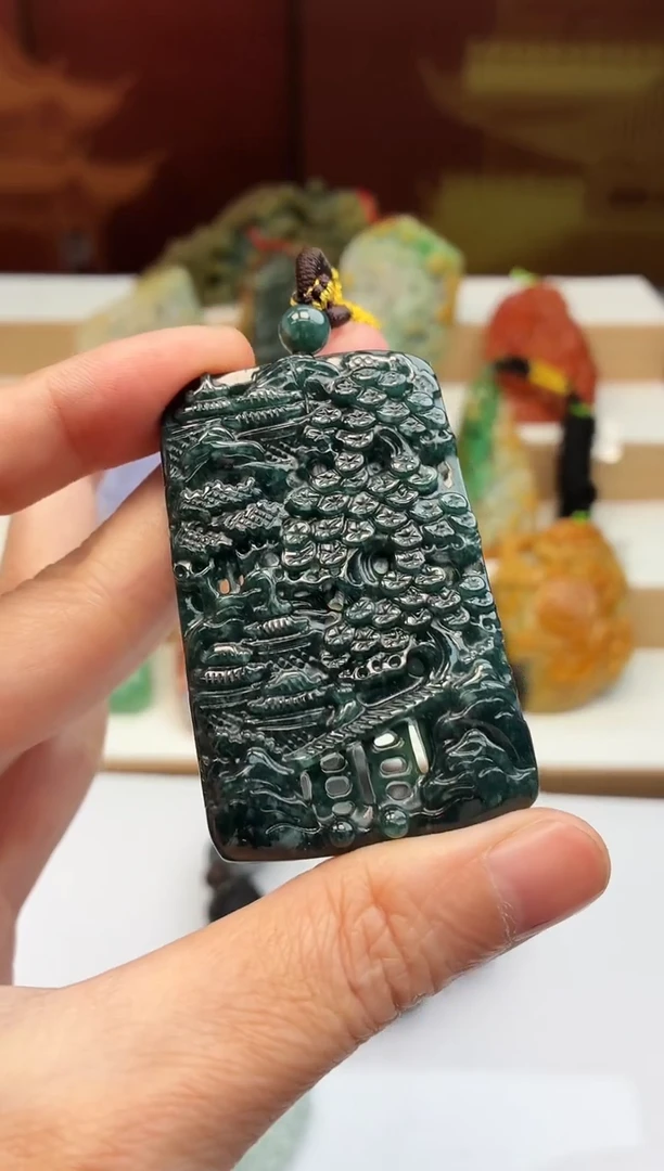 颈饰未镶嵌翡翠牌子