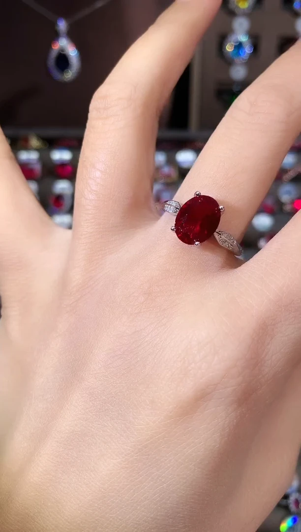 银S925镶嵌戒指红宝石810酒红银色