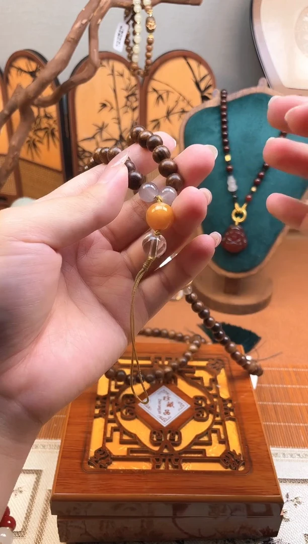 柒月手串撤柜链接（多样性发其一）￥