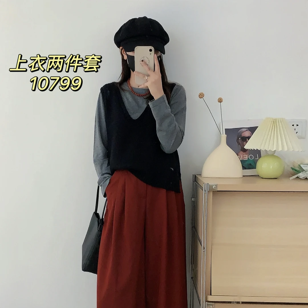 10799（部分无水洗唛，介意慎拍）SANFAN新款针织衫两件套