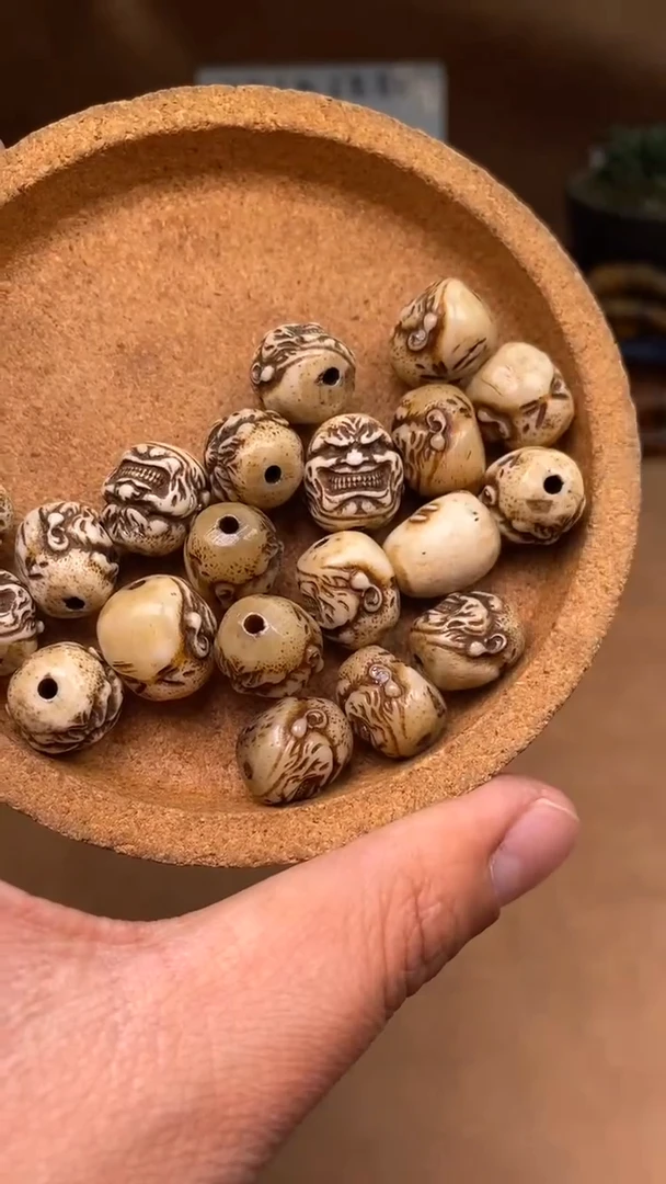 【闪购商品】牛骨其他P1127-恶僧-有棕裂