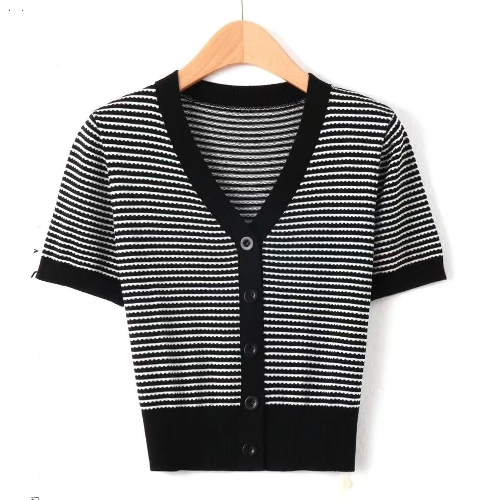 2025新款春夏v领气质针织时尚短款上衣女百搭休闲显瘦开衫薄款