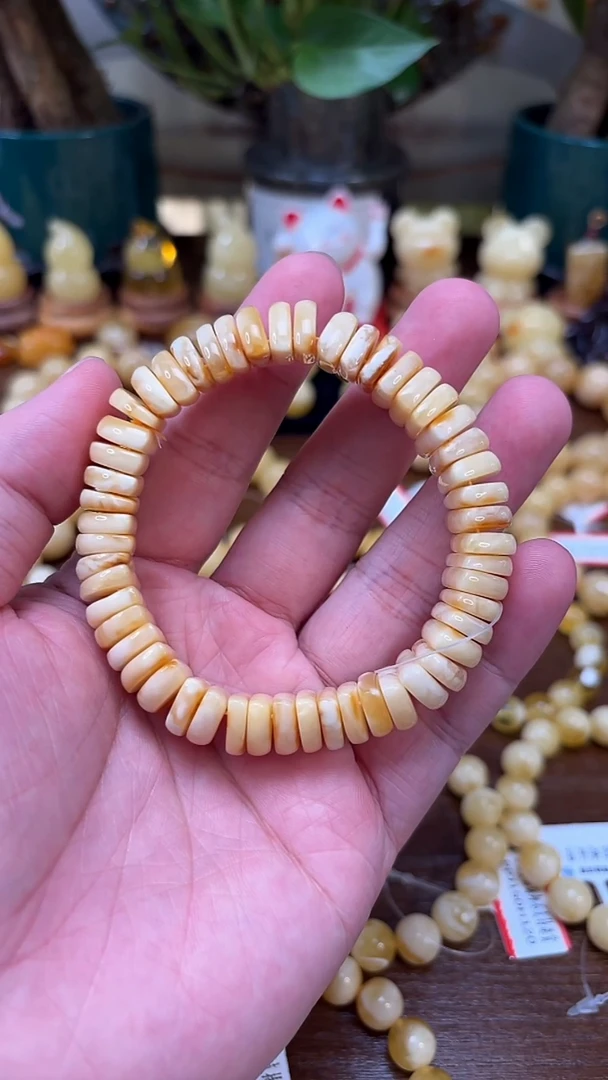 手串蜜蜡未镶嵌p47超漏价白蜡半月手牌 24.6克