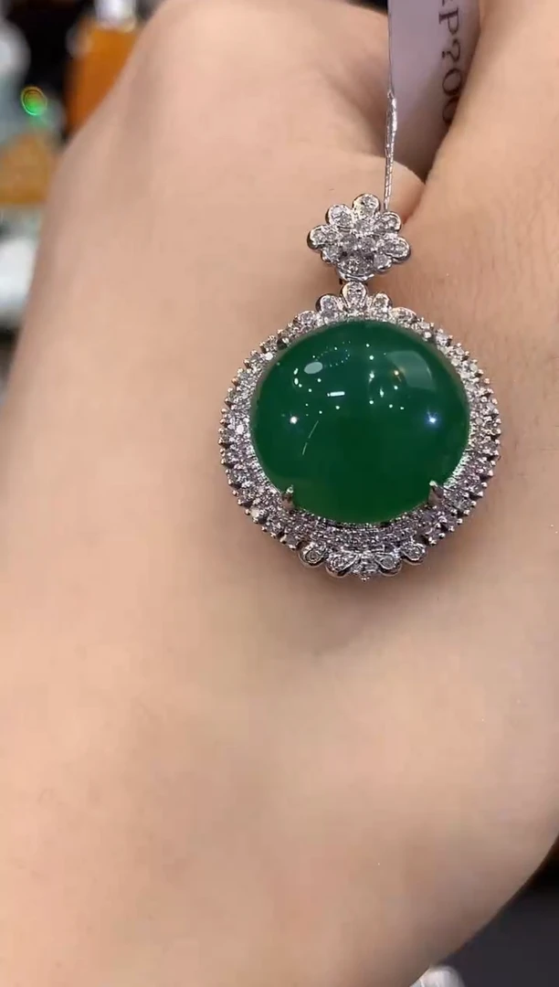 吊坠(不含链)18K金镶嵌翡翠C91