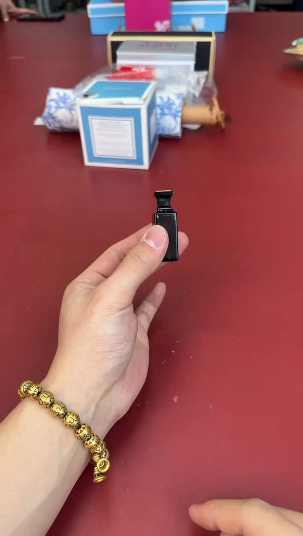 【闪购商品】瓷片新号开播全场漏@@CQ282