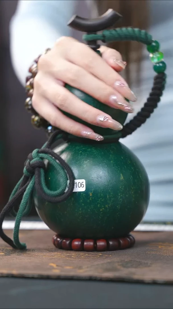 【闪购商品】WK106绿色中容量酒葫芦随缘发