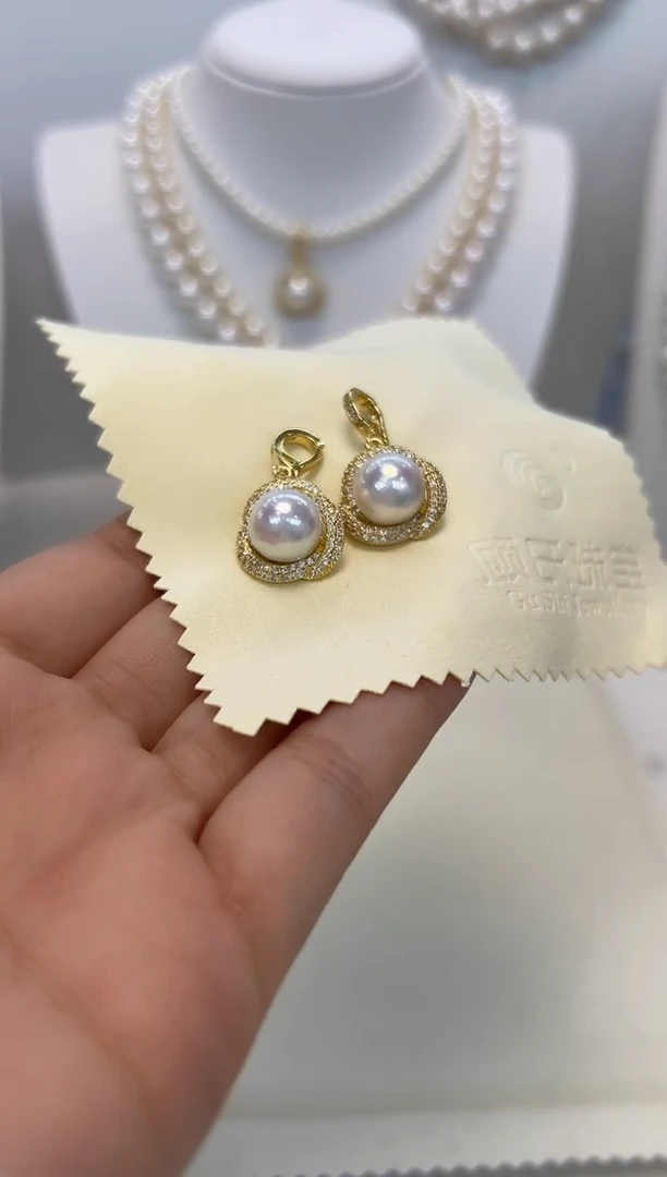 【闪购商品】淡水珍珠颈饰银S925镶嵌万能扣吊坠多样性发一个