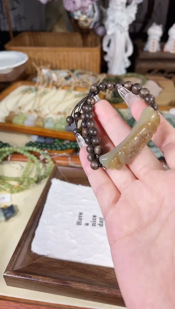 未镶嵌手链和田玉多样性发货其一默认天然特征