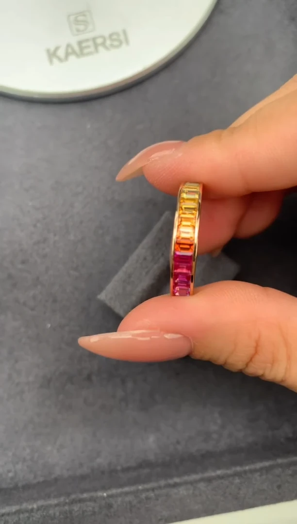 戒指彩色蓝宝石18K金镶嵌2.8ct彩蓝宝戒指定制 fc