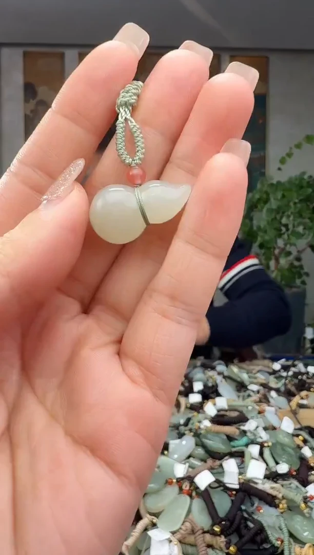 颈饰未镶嵌和田玉拍一发一多样性发货