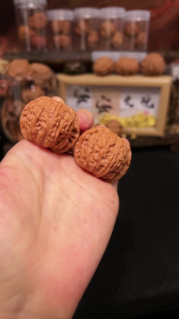 文玩核桃吊坠全品正磨球磨38mm