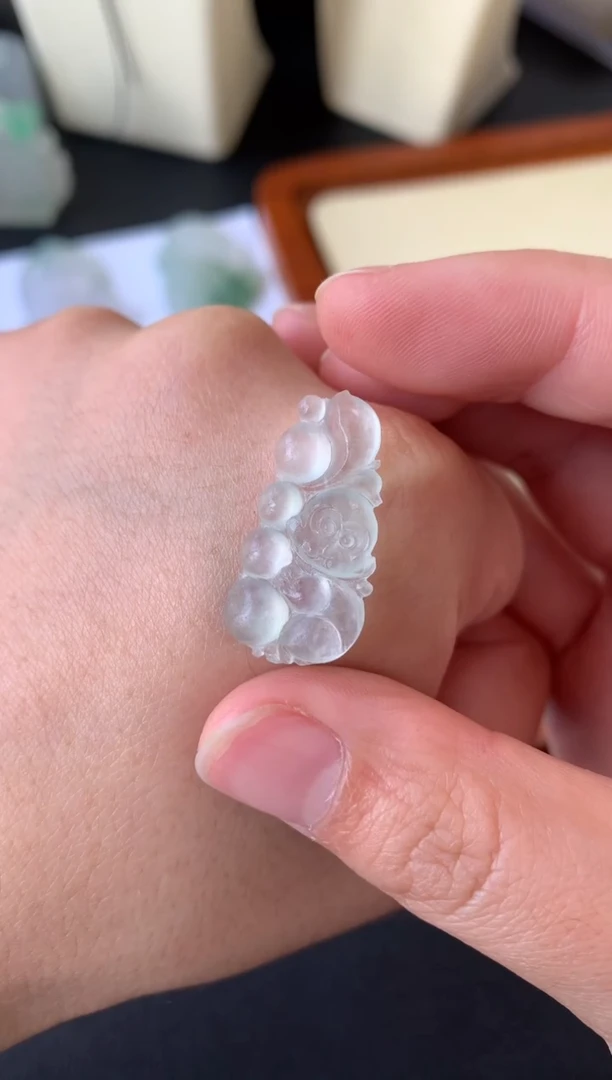 【闪购商品】定制翡翠未镶嵌翡翠