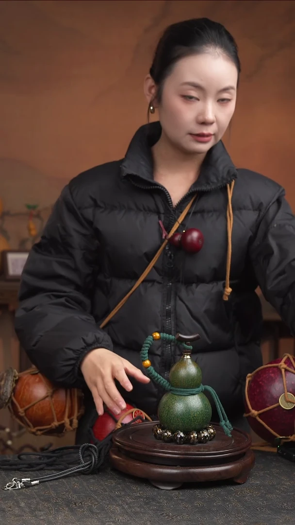 930号葫芦一物一拍  拍拍退退限购拉黑