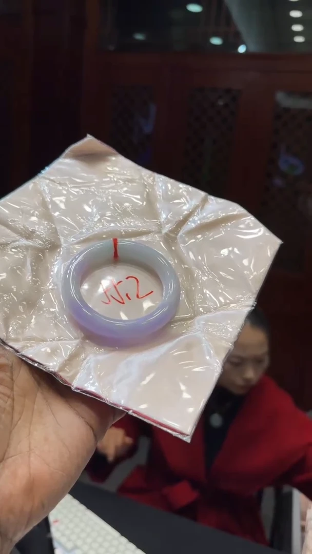 【闪购商品】翡翠手镯未镶嵌手镯微瑕