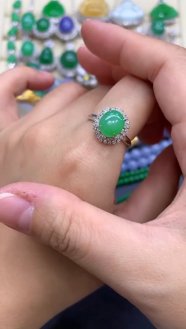 18K金镶嵌戒指翡翠265-中国好珍宝