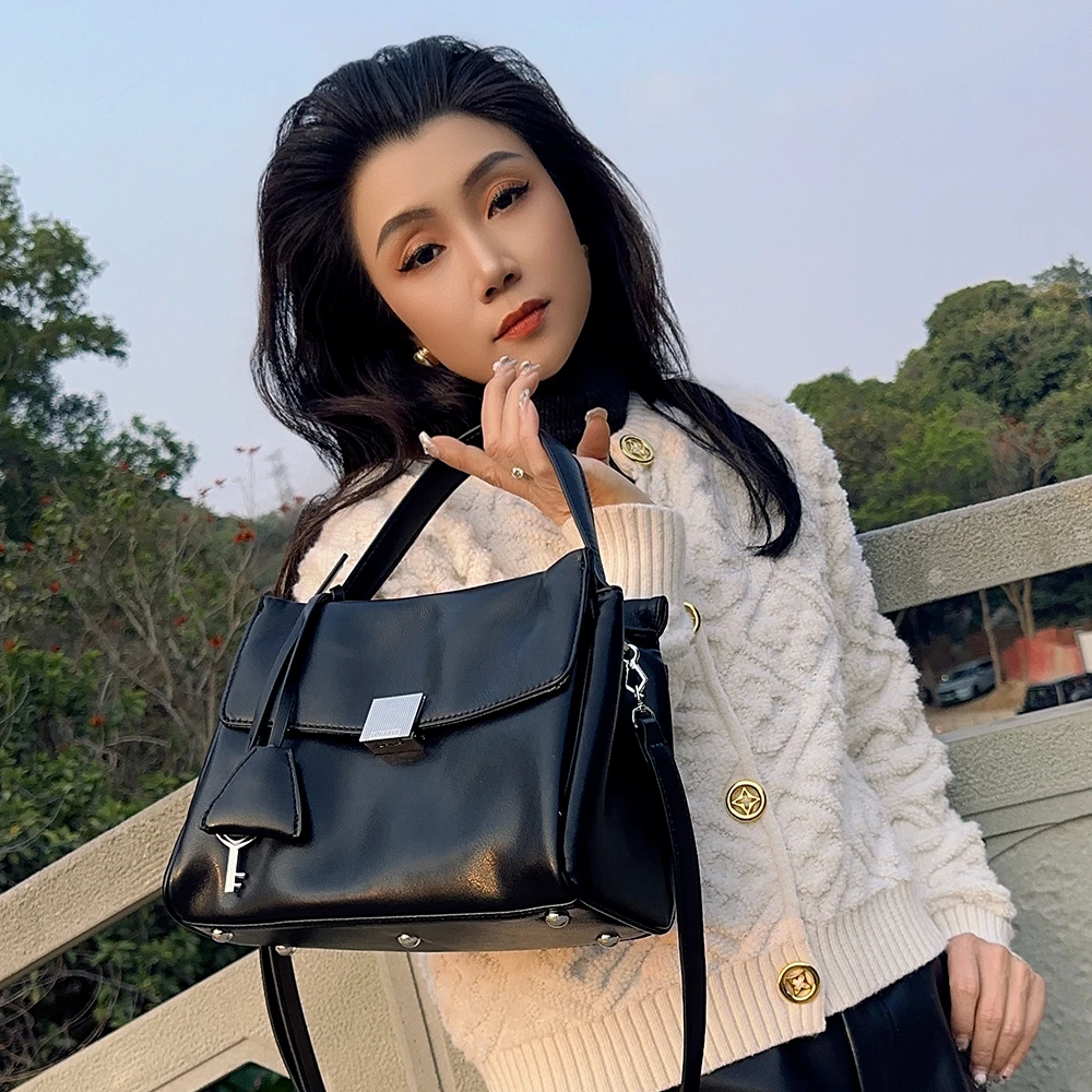 【小颜定制】新款潮流高级感小众手提包时尚百搭单肩斜挎女士包3996