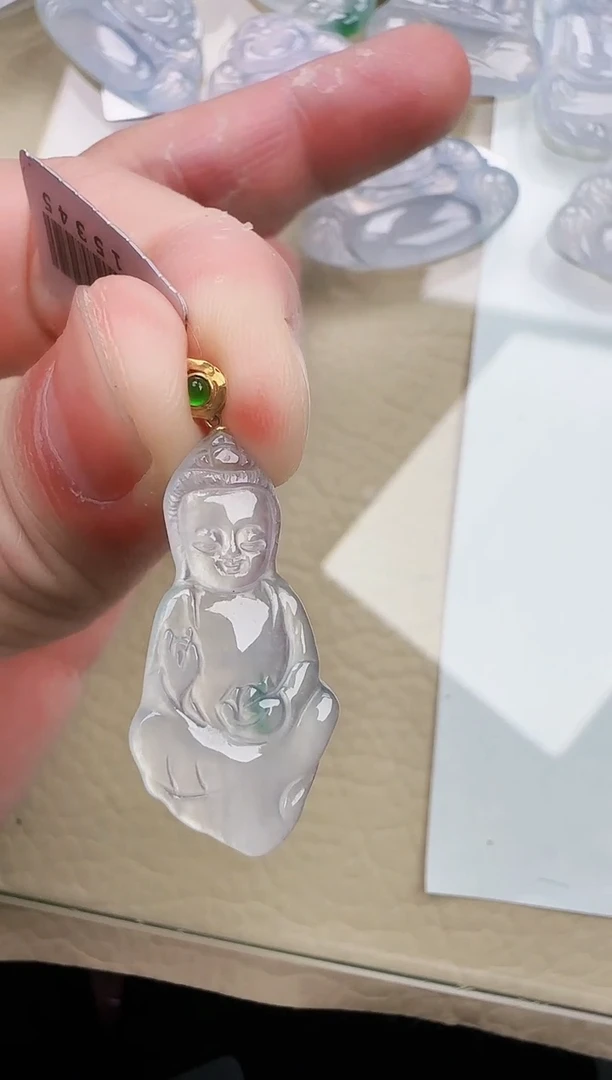 颈饰未镶嵌翡翠缅甸翡翠A货