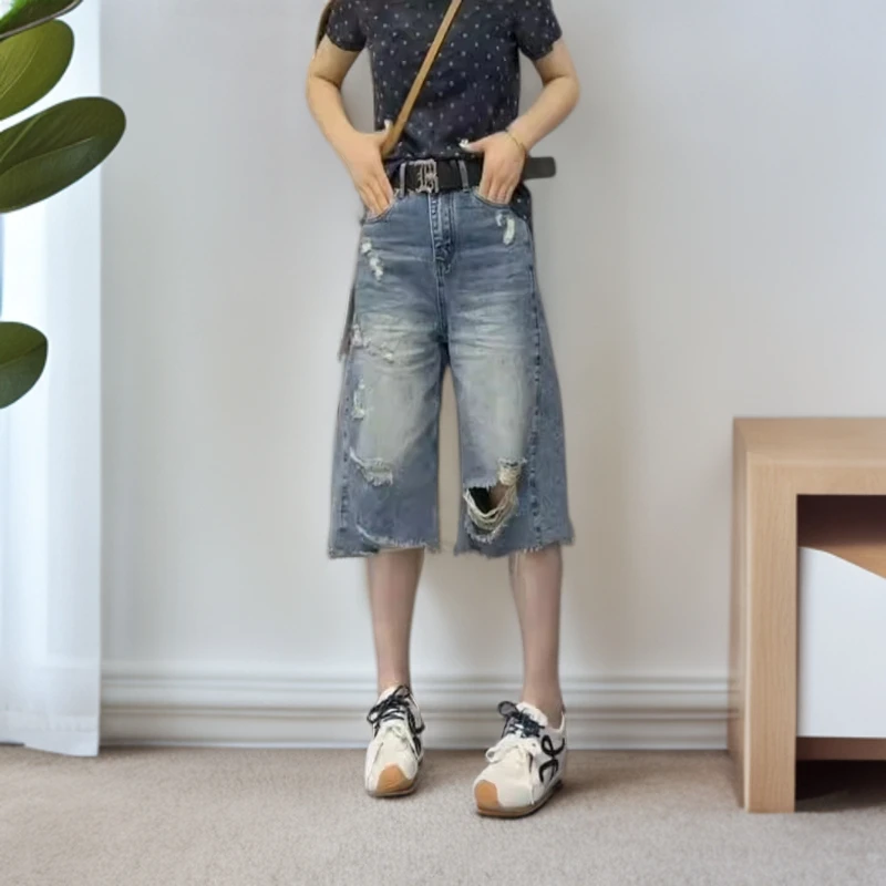 大码破洞牛仔短裤女夏季薄款胖mm显瘦高腰宽松直筒阔腿七分中裤子