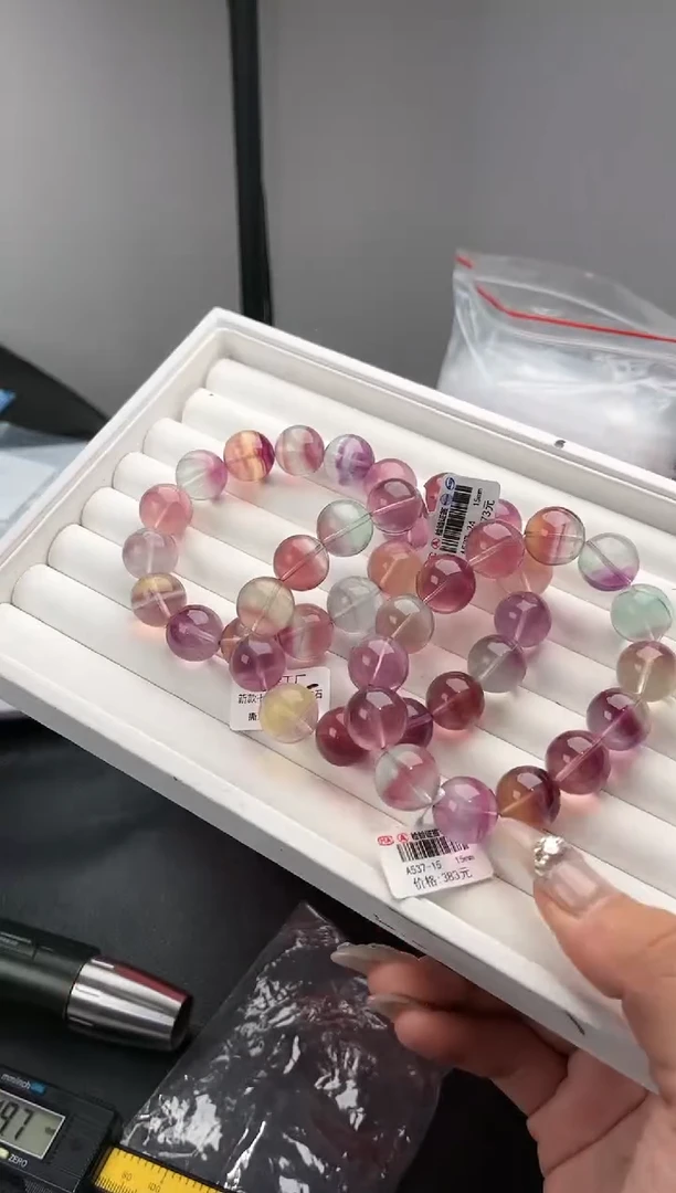 【闪购商品】萤石手链未镶嵌多样性发一彩萤石15mm