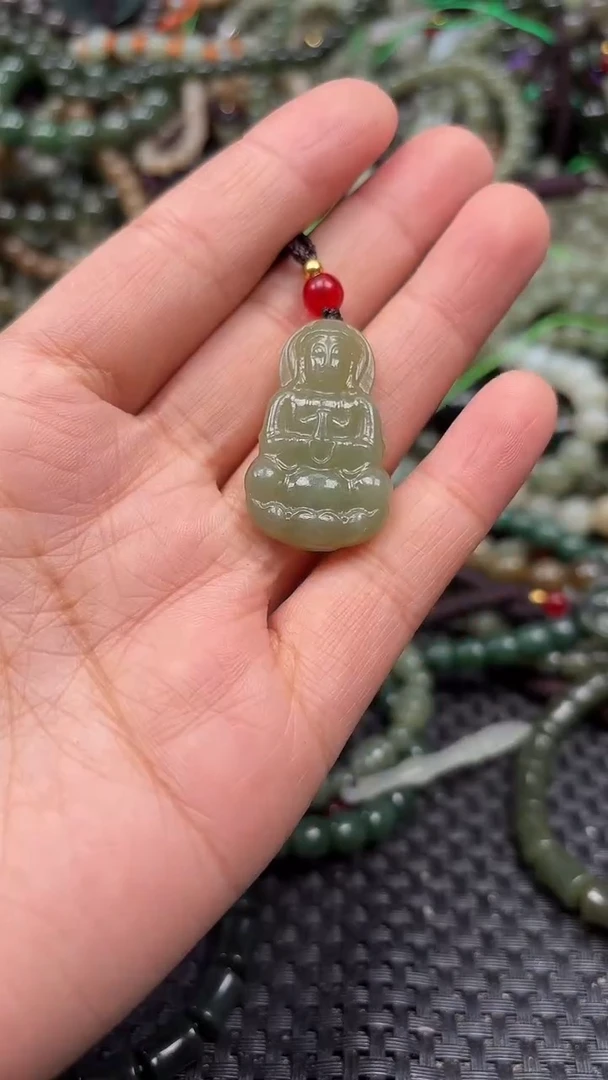 颈饰未镶嵌和田玉1