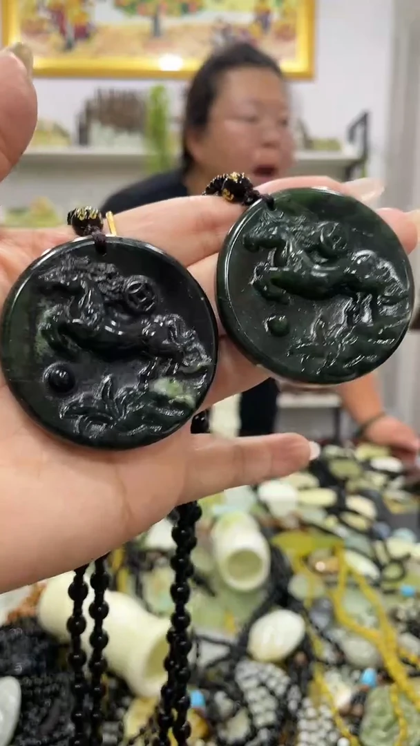 岫玉未镶嵌吊坠多样性发货其中发一件